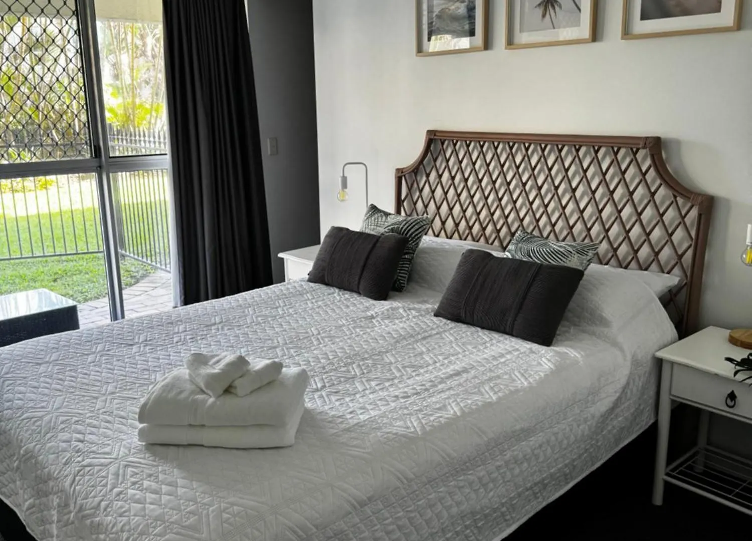 Surfers Beachside Retreat Gold Coast Australia
